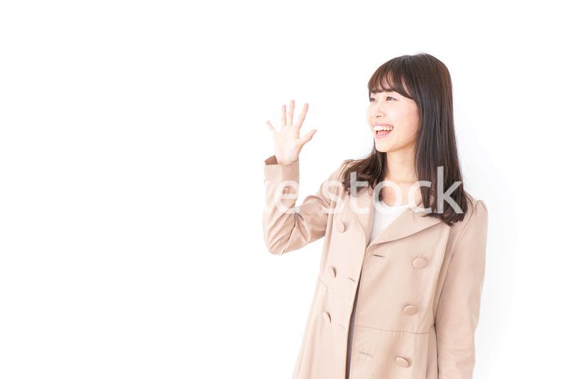 コートを来た女性