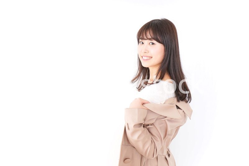 コートを来た女性
