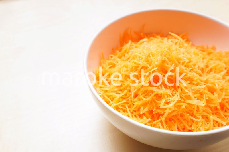 千切りのニンジン