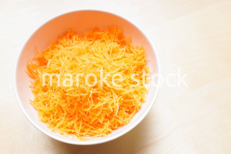千切りのニンジン