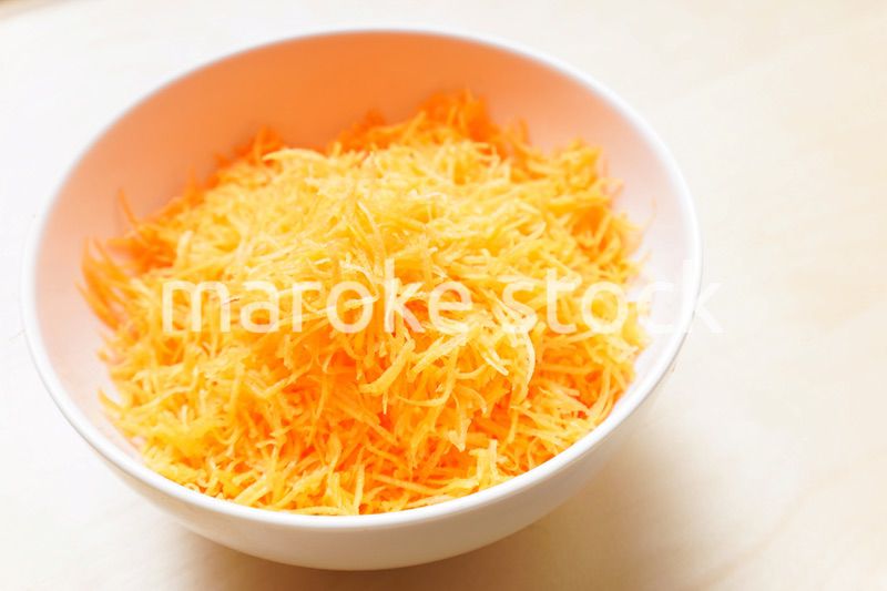 千切りのニンジン