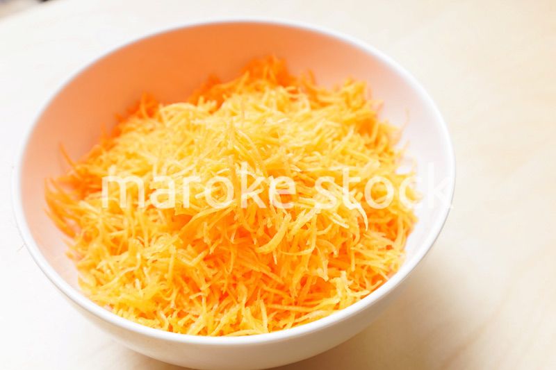 千切りのニンジン