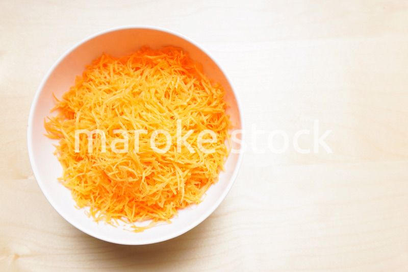 千切りのニンジン