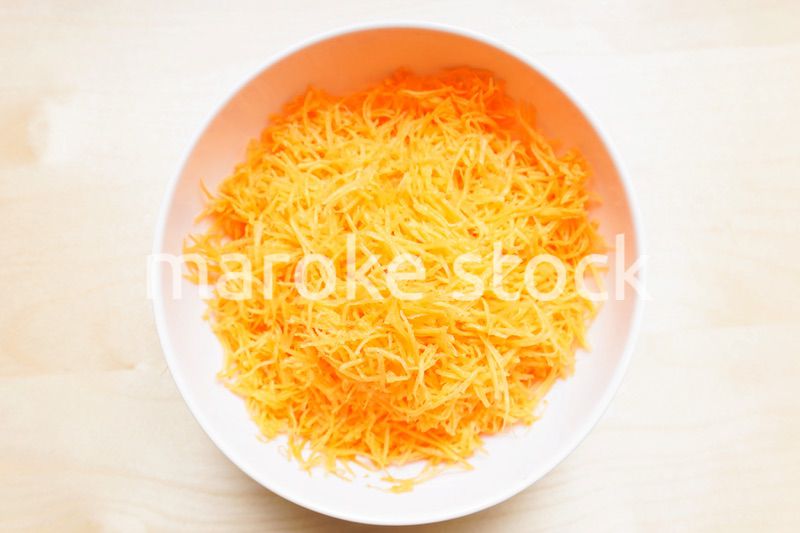 千切りのニンジン