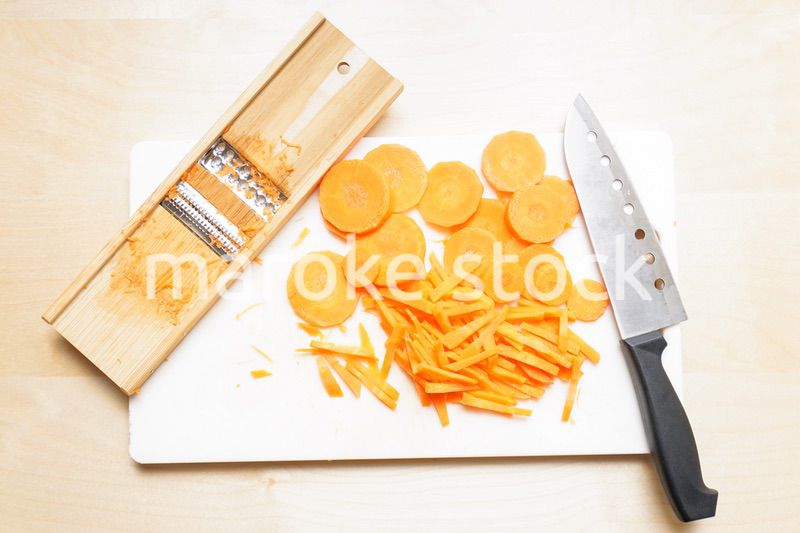 千切りのニンジン