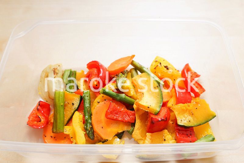 カラフルな野菜料理