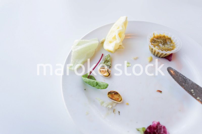 食べ残しイメージ