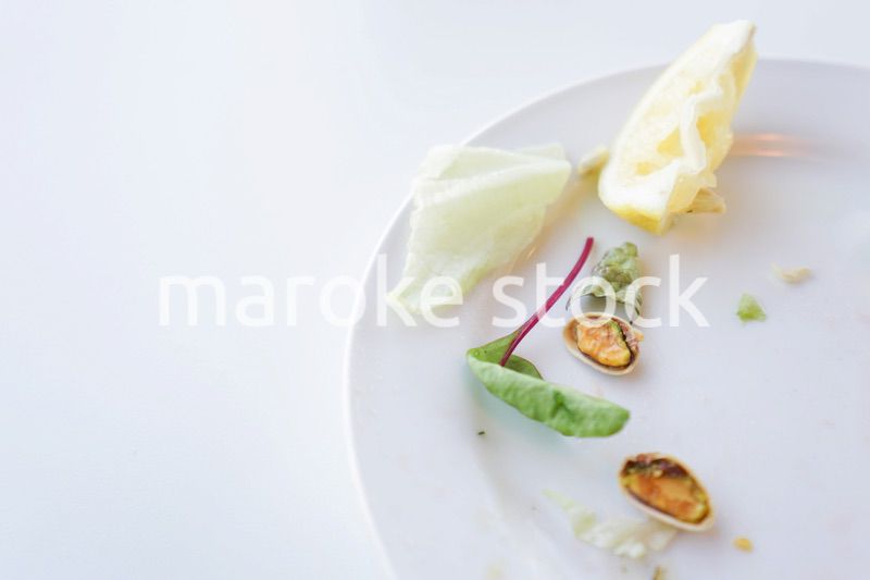 食べ残しイメージ