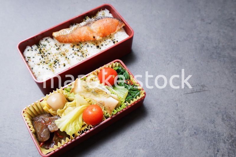 手作りのお弁当