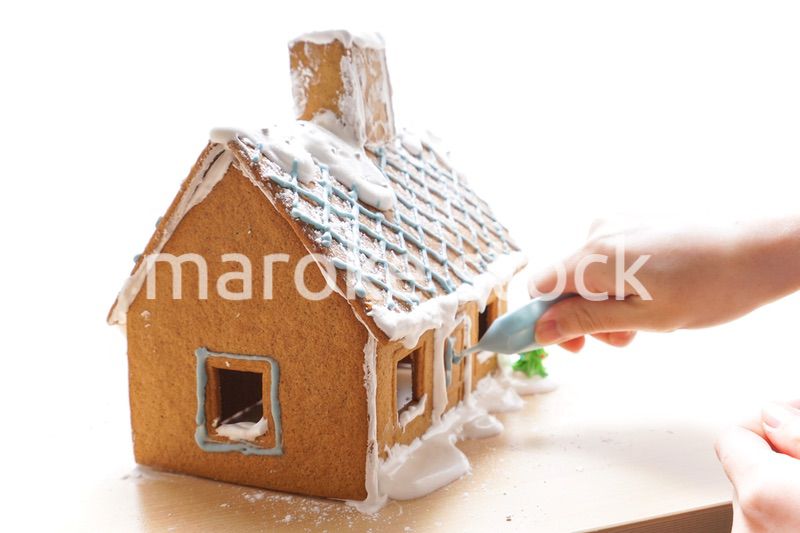 お菓子の家づくり