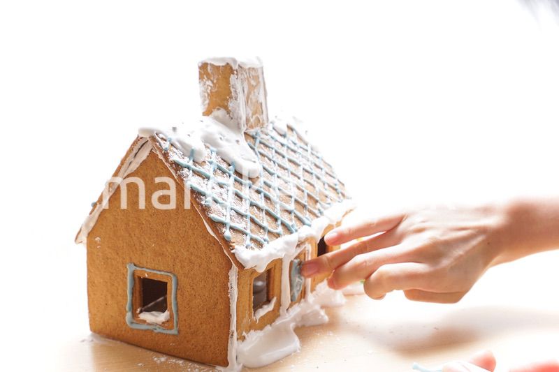 お菓子の家づくり