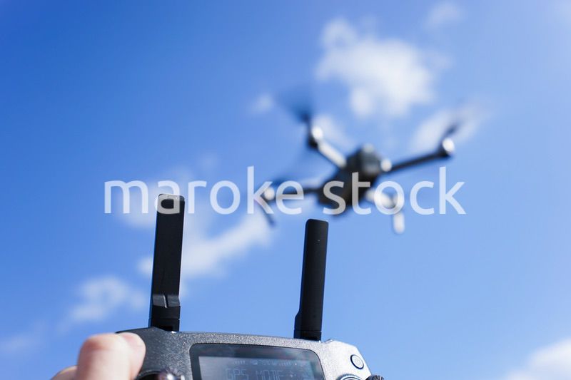 ドローンの操縦