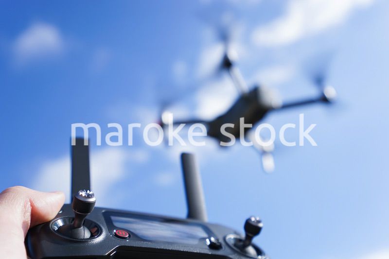 ドローンの操縦