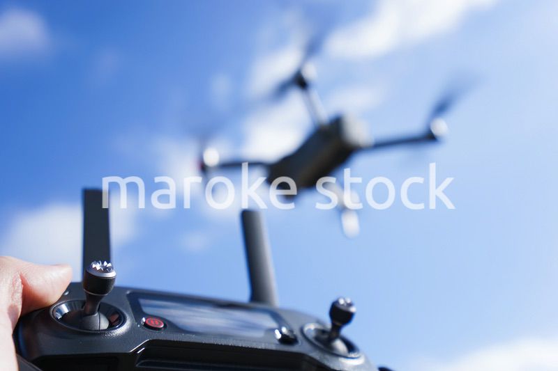 ドローンの操縦