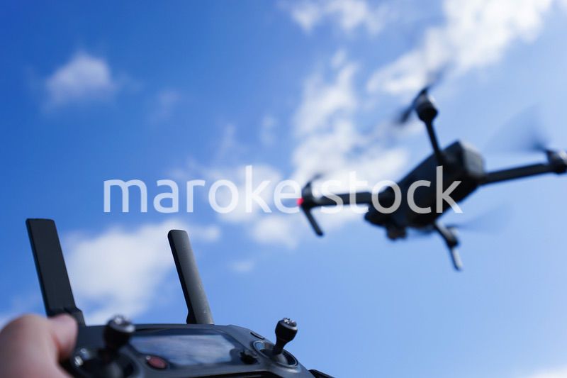 ドローンの操縦