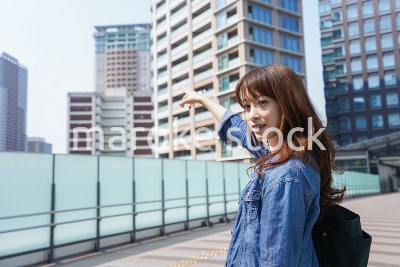 Young woman walking with casual wear