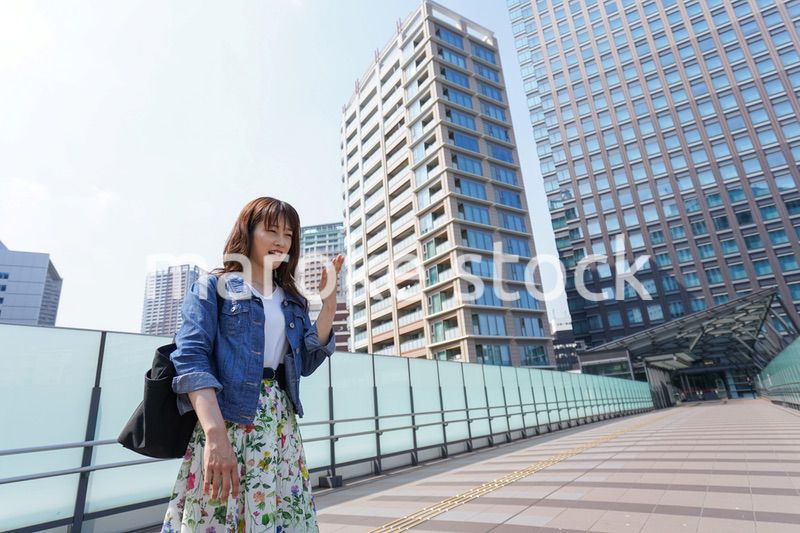 Young woman walking with casual wear
