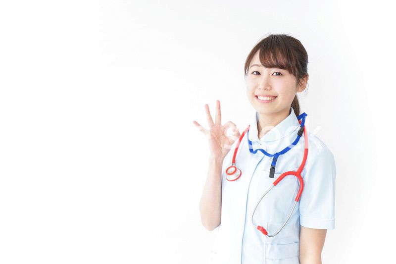 OKサインをするナース
