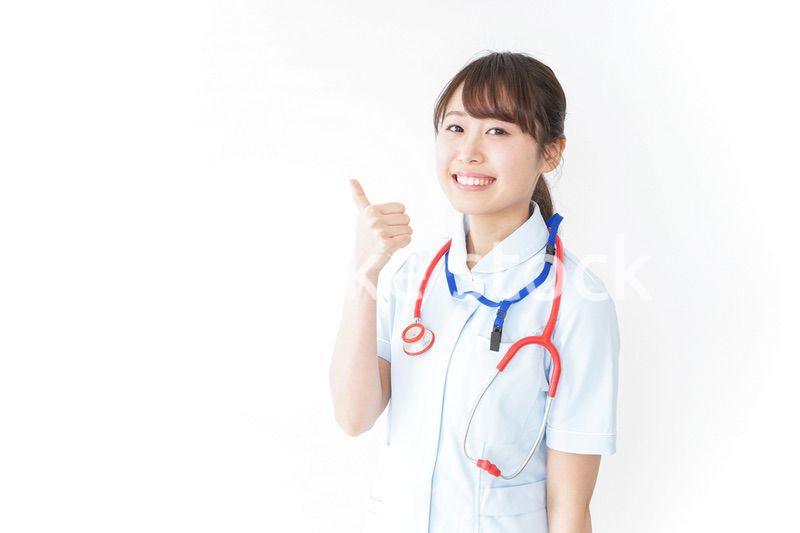 OKサインをするナース