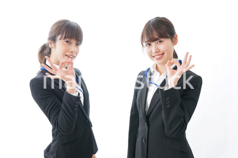 二人の若手ビジネスウーマン