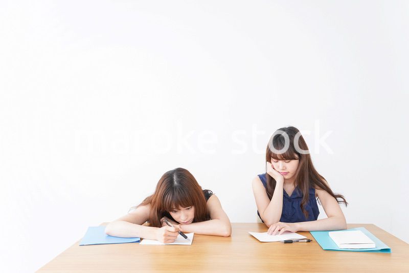 授業に退屈している学生