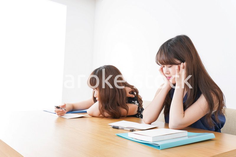 授業に退屈している学生