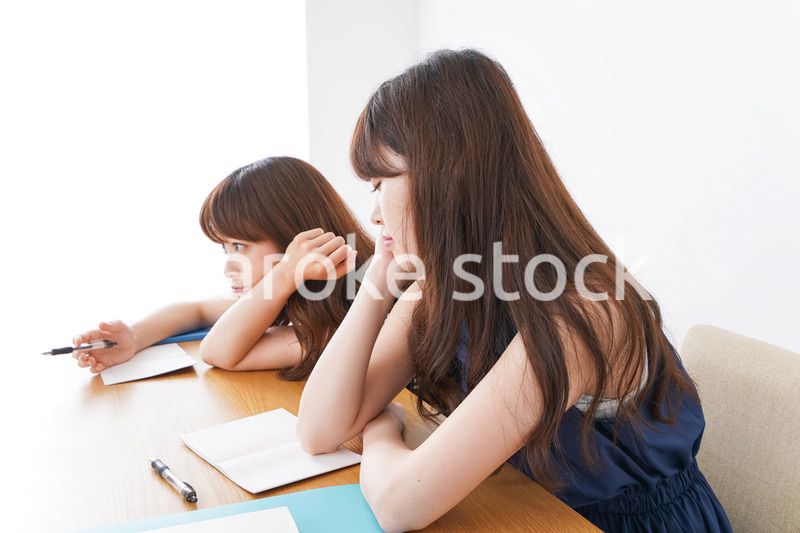 授業に退屈している学生