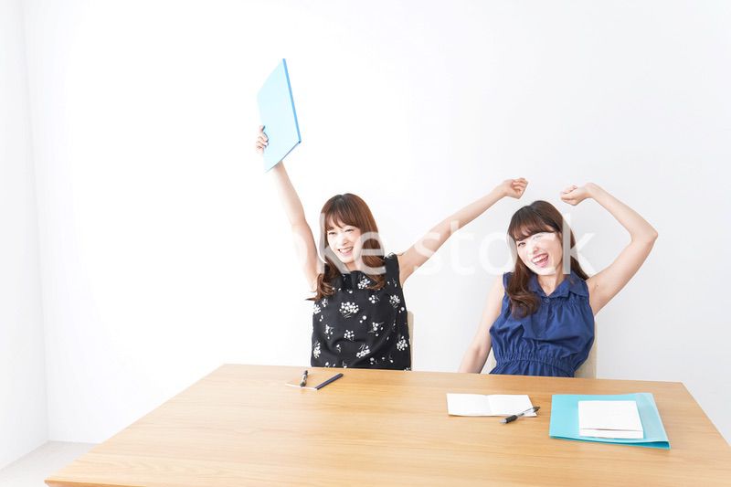 テストから解放される学生