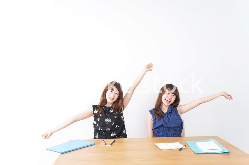 テストから解放される学生