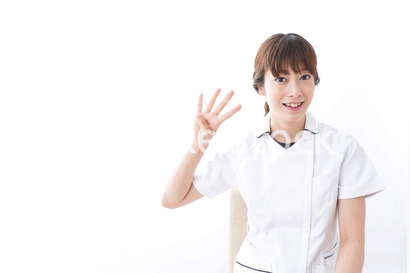 若い女性看護師