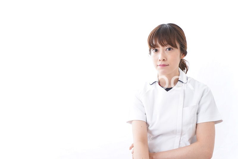 若い女性看護師