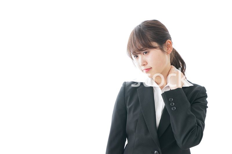 肩こりに苦しむビジネスパーソン