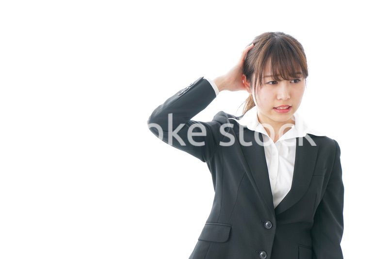 頭痛・生理痛に苦しむビジネスパーソン