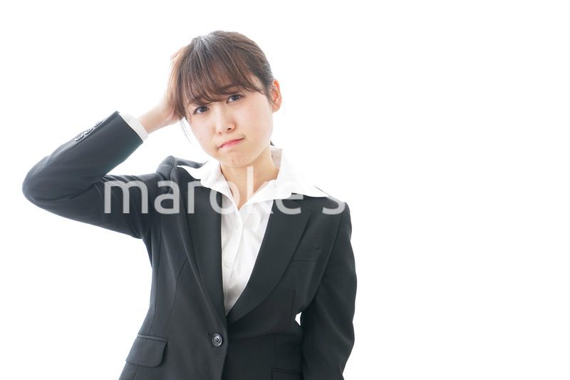 頭痛・生理痛に苦しむビジネスパーソン