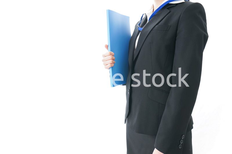 オフィスで働く女性・派遣社員イメージ