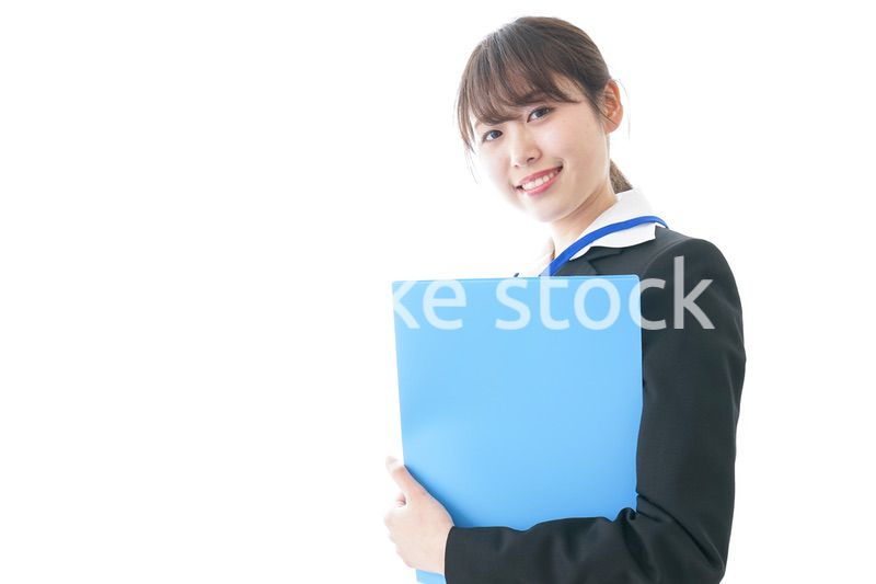 オフィスで働く女性・派遣社員イメージ