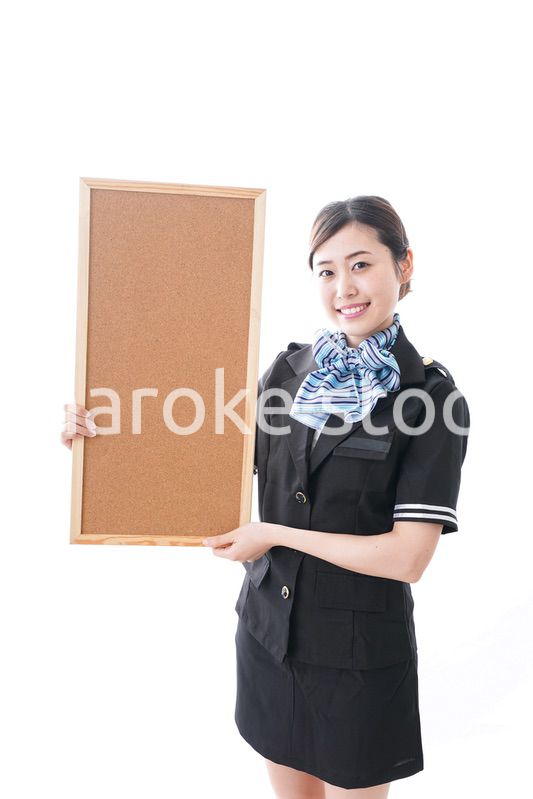 ボードを持つキャビンアテンダント