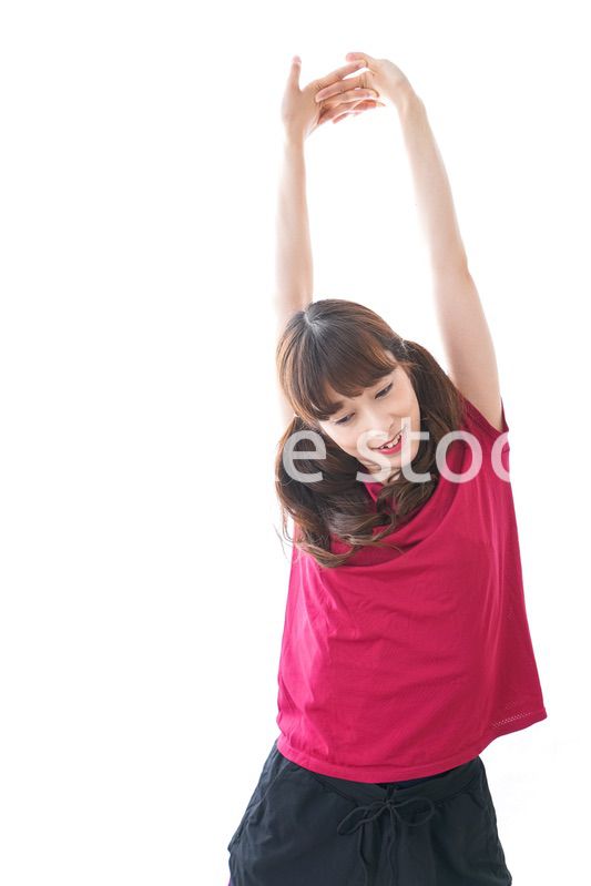 準備運動をする女性