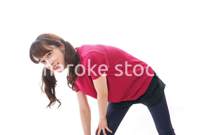 準備運動をする女性