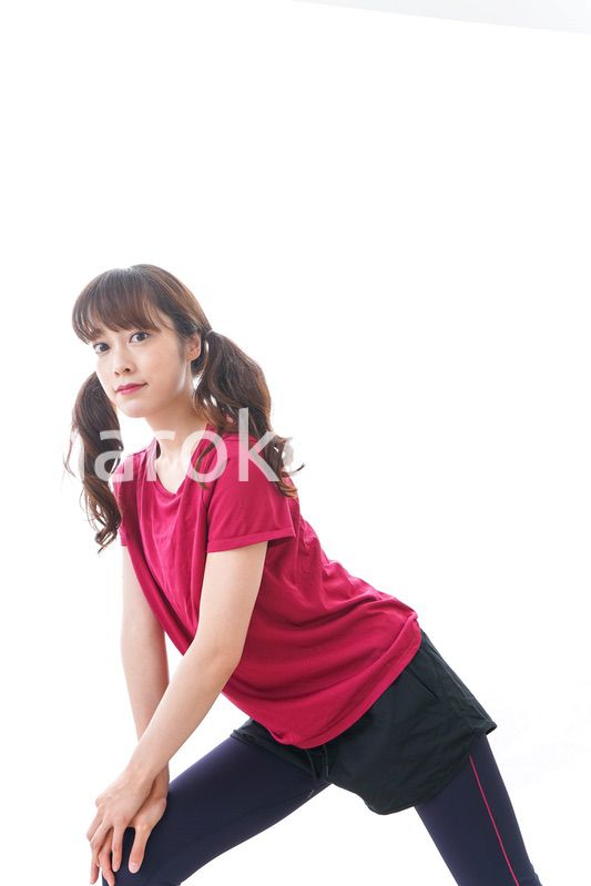 準備運動をする女性