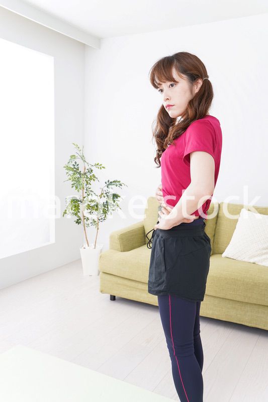 ダイエットする女性