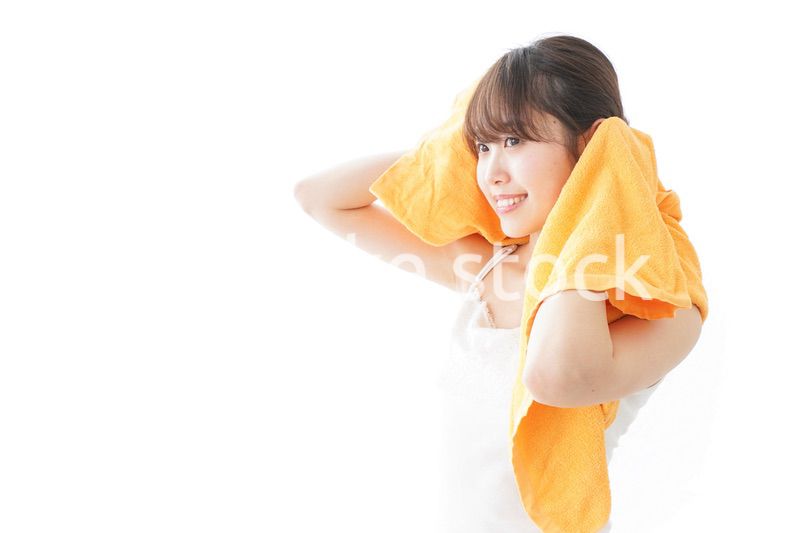 お風呂上がりの女性