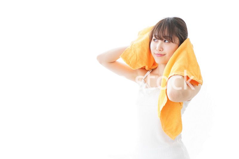 お風呂上がりの女性