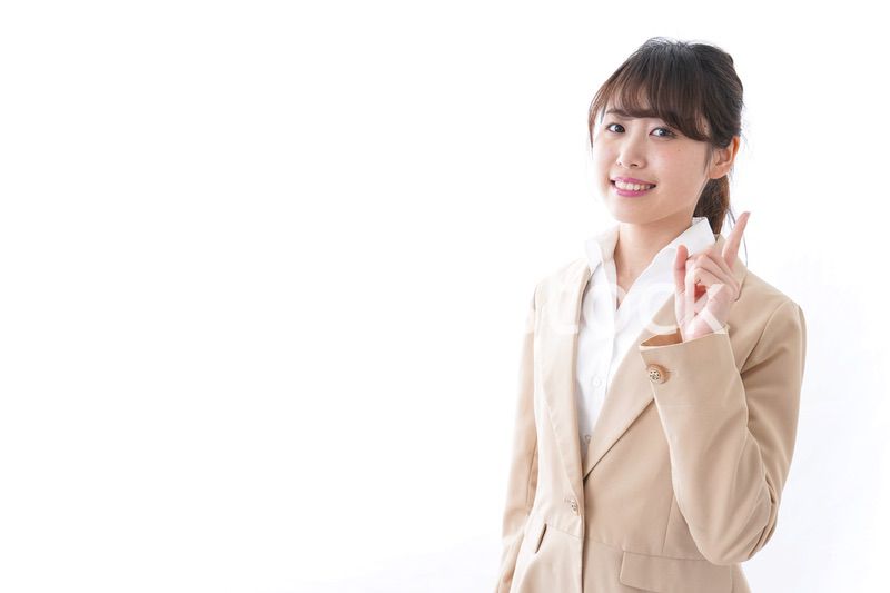 アドバイスをするビジネスウーマン