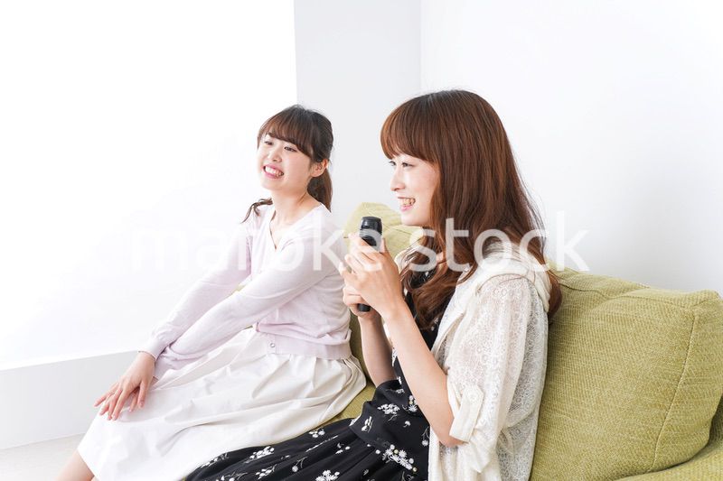 カラオケ・女子