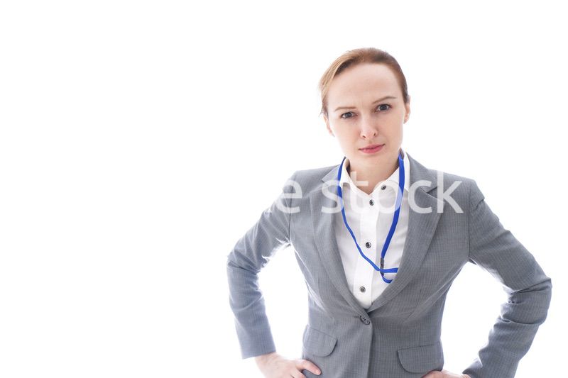 大激怒をするスーツを着たビジネスウーマン