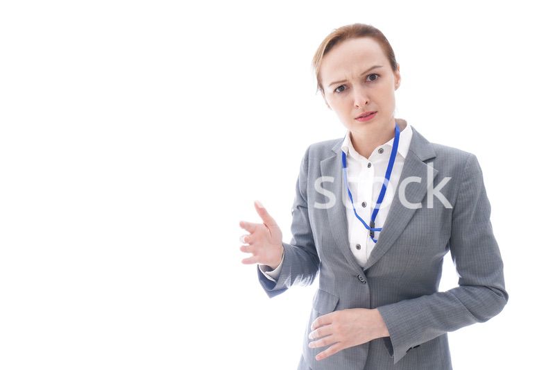 大激怒をするスーツを着たビジネスウーマン