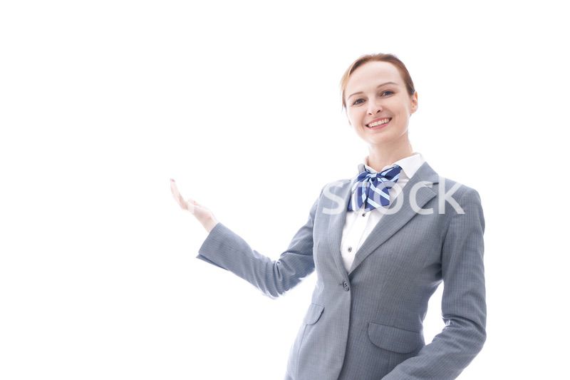 制服を着た外国人留学生