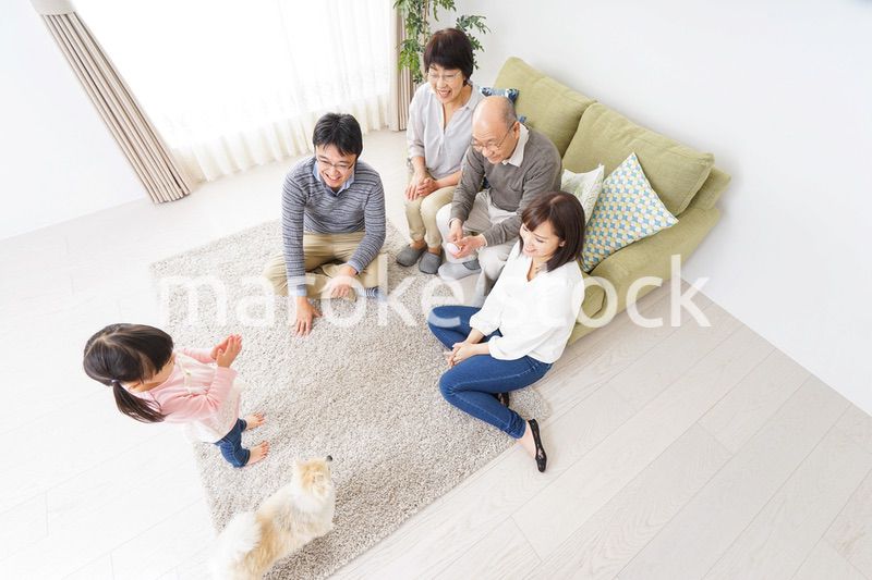 3世代の幸せなファミリー