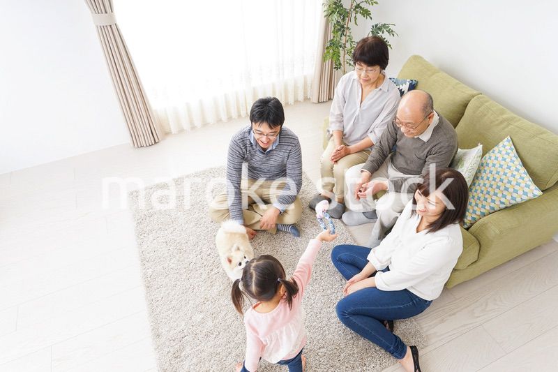 3世代の幸せなファミリー